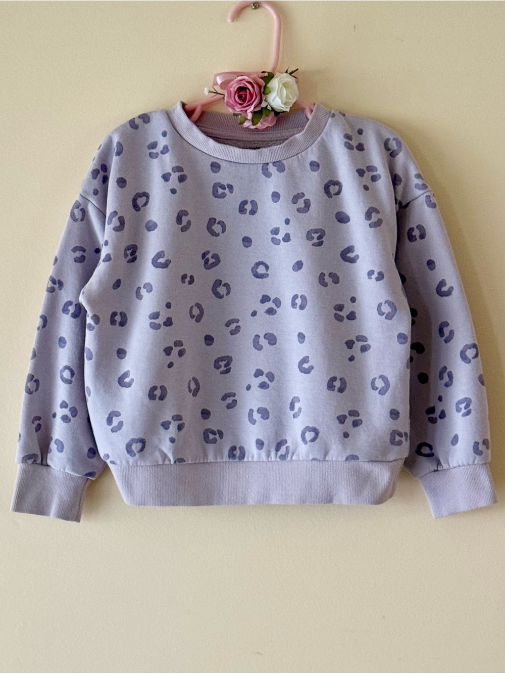 Primark/Old Navy Lilac Leopard Print Sweatshirt & Sweatpants Set, Size 4 - Picture 2 of 9